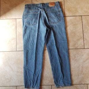 Vintage Levi's 550 made in Canada Relaxed fit jeans 42x 32